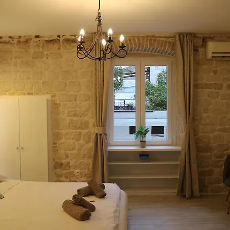 Kadena - 18th Century Stone House * Trogir