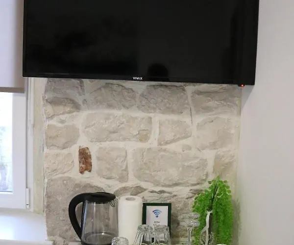 Appartement Kadena - 18th Century Stone House