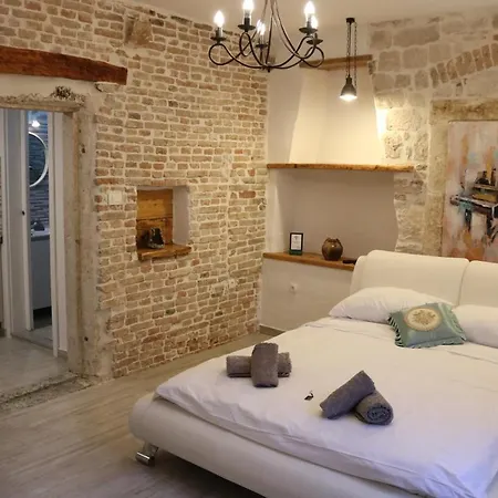 Kadena - 18th Century Stone House Apartament Trogir