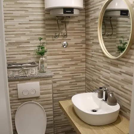 Kadena - 18th Century Stone House *