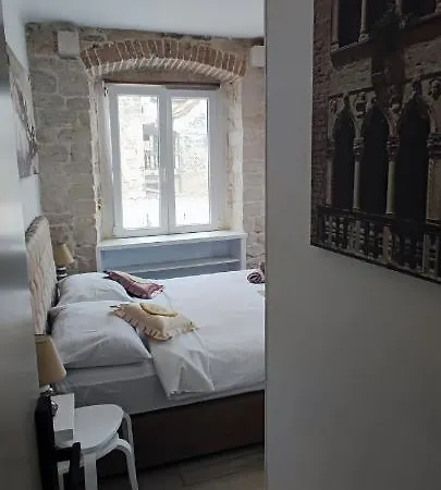 公寓 Kadena - 18th Century Stone House