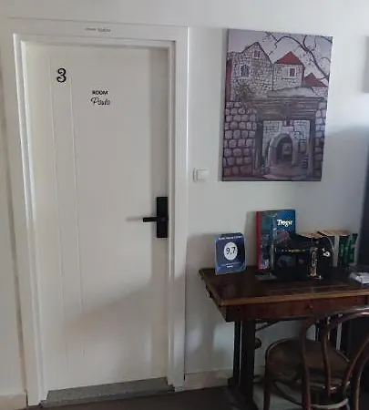 公寓 Kadena - 18th Century Stone House *