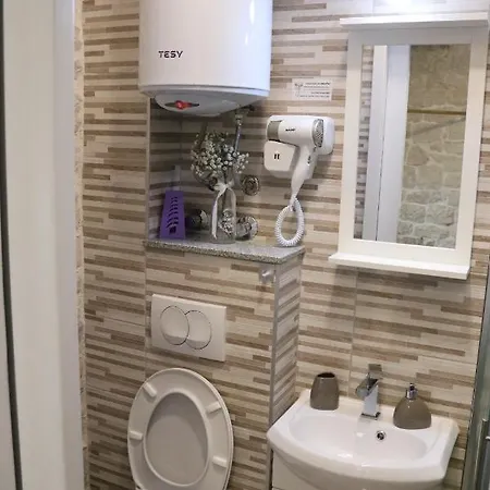 Kadena - 18th Century Stone House 아파트