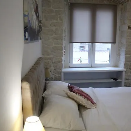 Kadena - 18th Century Stone House *