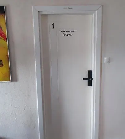 Kadena - 18th Century Stone House 아파트 *